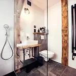 Laura - Luxury Z Jacuzzi Chalet