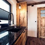 Laura - Luxury Z Jacuzzi Chalet Szaflary