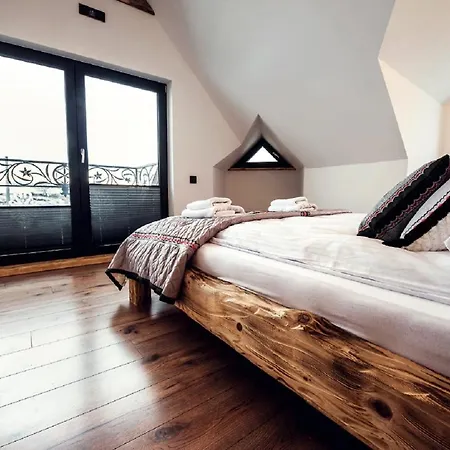 Laura - Luxury Z Jacuzzi Chalet *