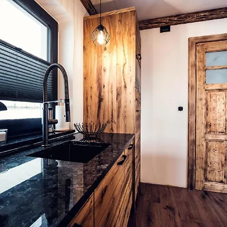 Laura - Luxury Z Jacuzzi Σαλέ Szaflary